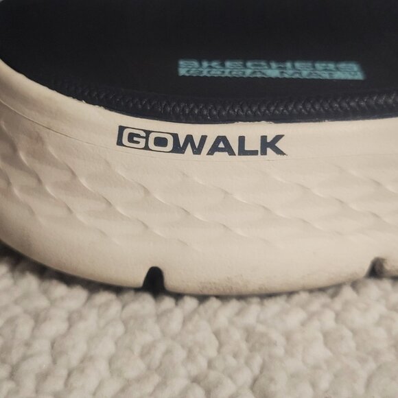 Women’s Gowalk Flex Invoke Flip-Flop Sandals - Black/Blue Multi Strap - Size 9 - Picture 7 of 9